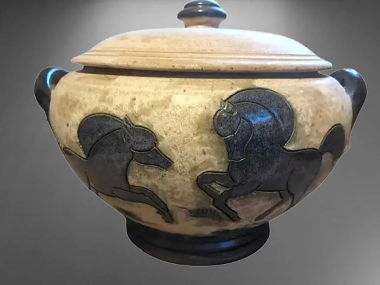 soupière art deco signée guerin chevaux bleus