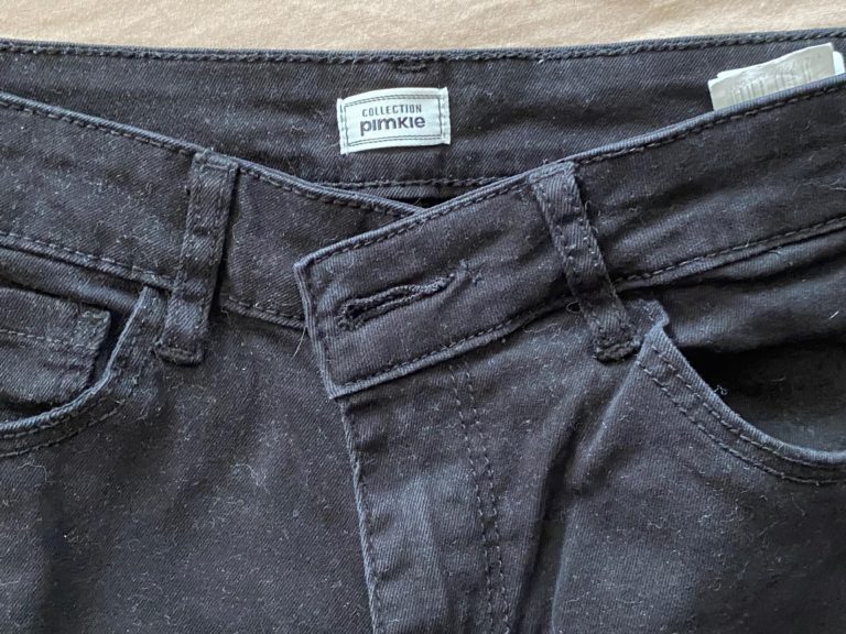 pantalonNoirRayéCote