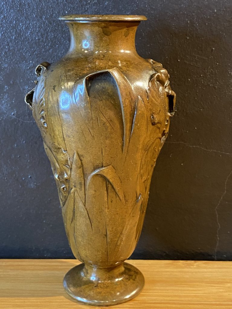 vasebronze2