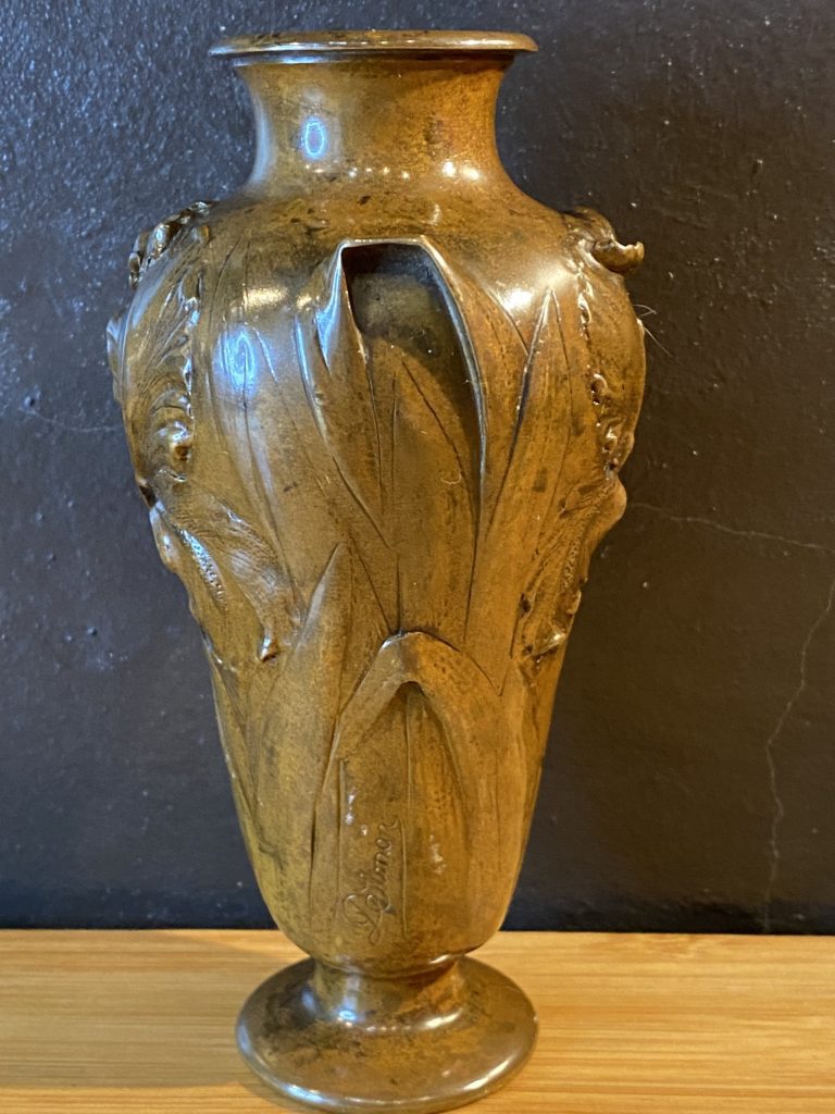vasebronze5