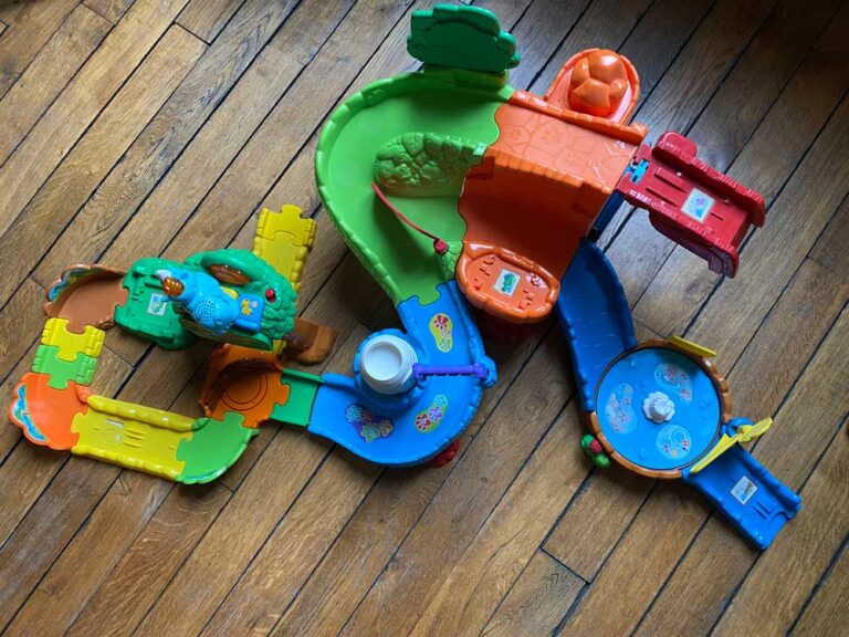 zoo interactif tut tut bolide