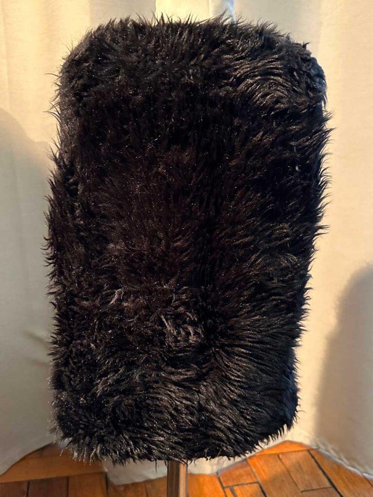 gilet fausse fourrure 6/7 ans