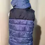 blouson/doudoune sans manches à capuche 2 ans