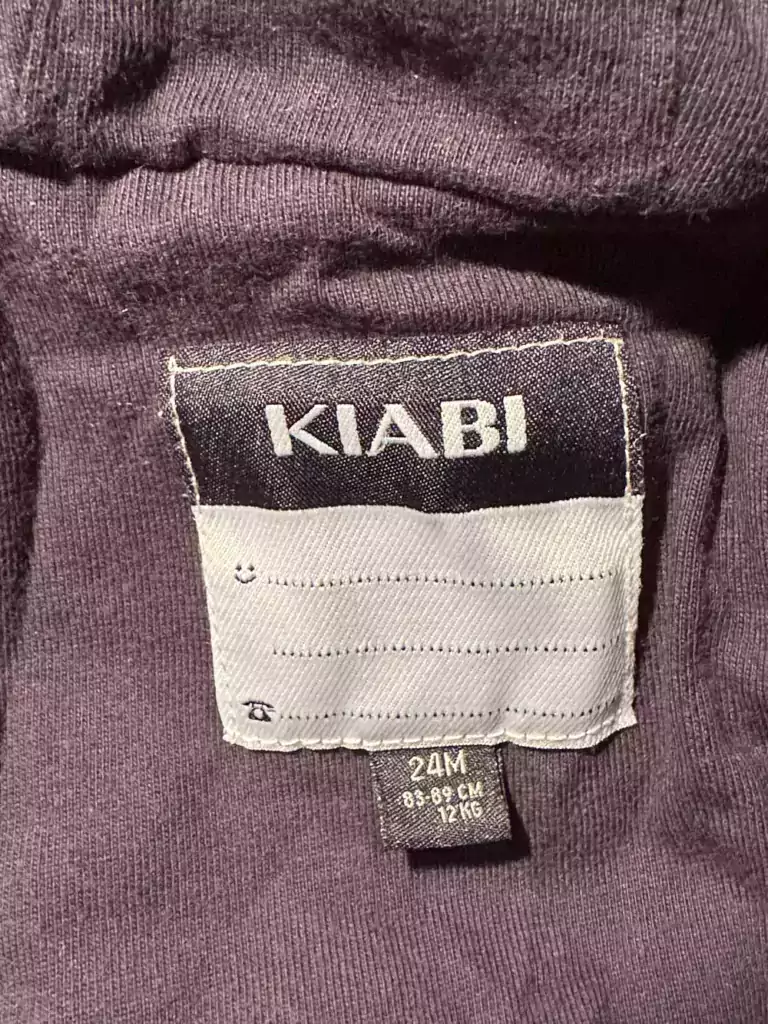 blouson/doudoune sans manches à capuche 2 ans