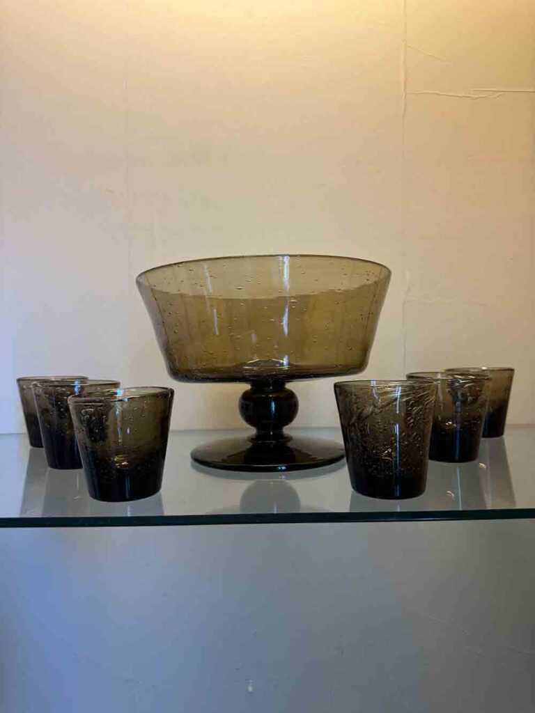 service en verre de Biot brun coupe et verres
