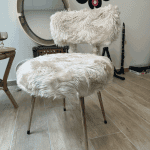 chaise moumoute vintage années 70 beige