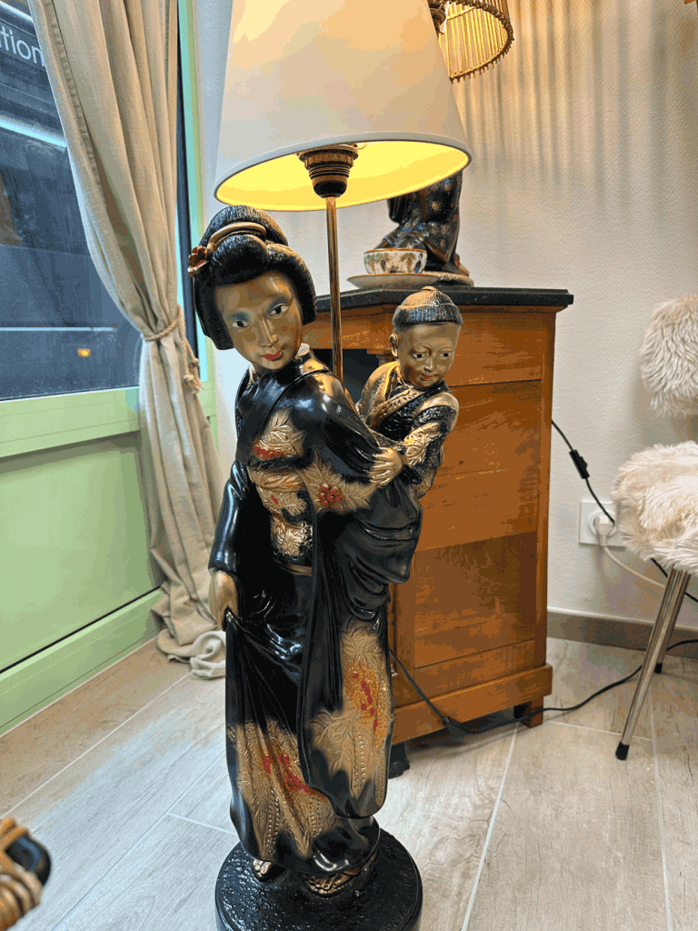 Lampe japonaise plâtre Geisha Enfant
