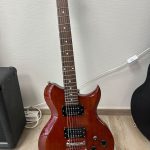 guitare électrique Washburn