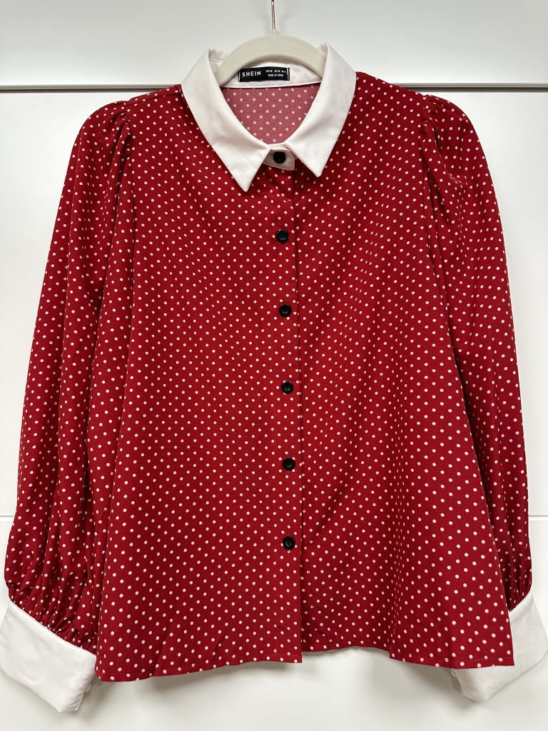 chemise Shein rouge à pois taille 38