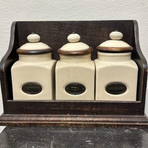 pots à épices avec étagère en bois