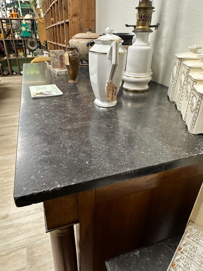 commode empire dessus marbre noir début 19ème