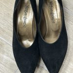 escarpins vintage en daim noirs Yves Saint Laurent