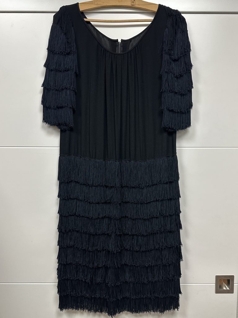 Robe noire franges années 30