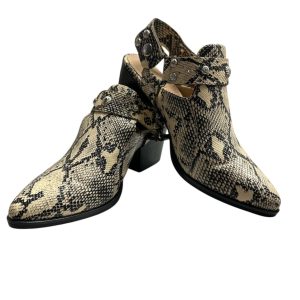 Chaussures motifs serpent