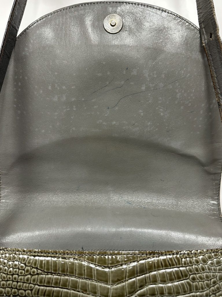 Sac Courrèges cuir croco vert vintage