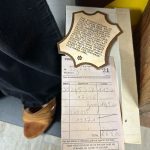 nu pieds en cuir et bois beryl années 70