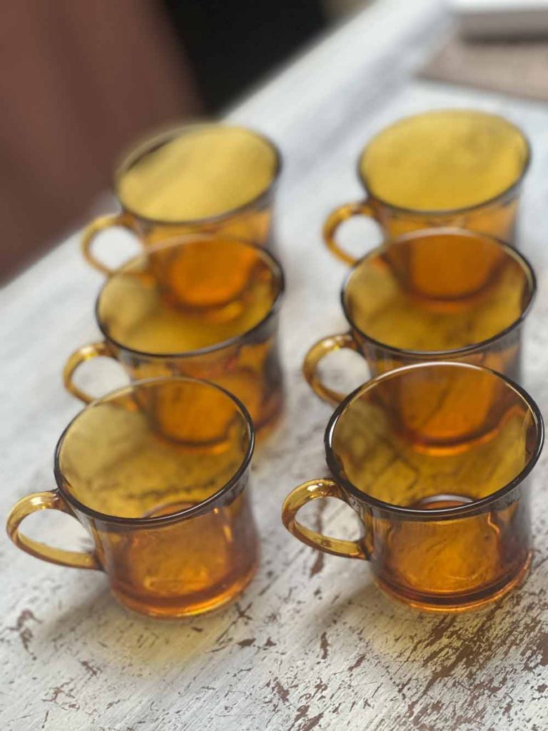 petites tasses duralex ambrées vintage