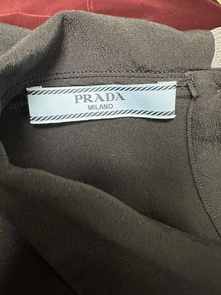 chemise soie noire Prada friperie occasion