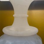 lampe albâtre sculpté abat-jour marron