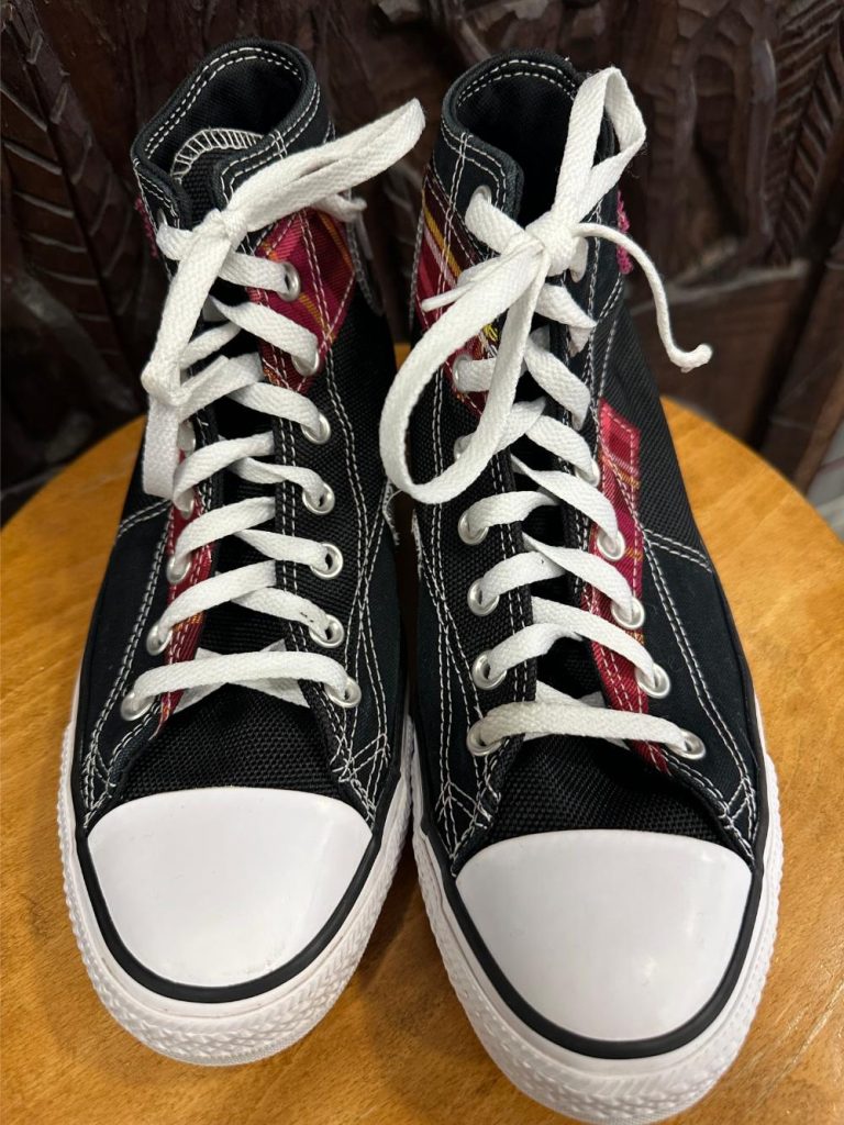 Baskets noires chuck taylor converse seconde main seconde âme