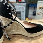 espadrilles cuir et daim compensées cloutées friperie en ligne
