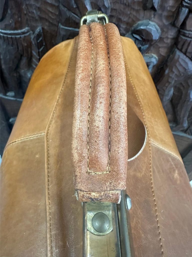 sacoche médecin cuir vintage seconde main