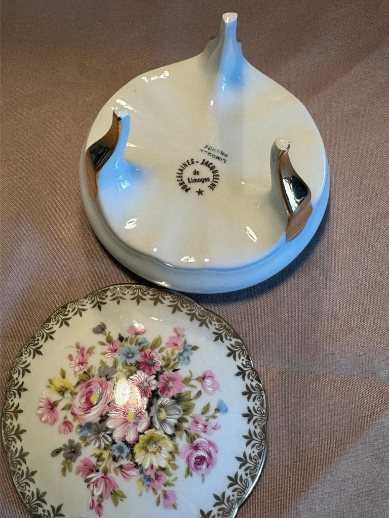 Boîte à Bijoux / Bonbonnière Tripode en Porcelaine de Limoges brocante en ligne seconde âme