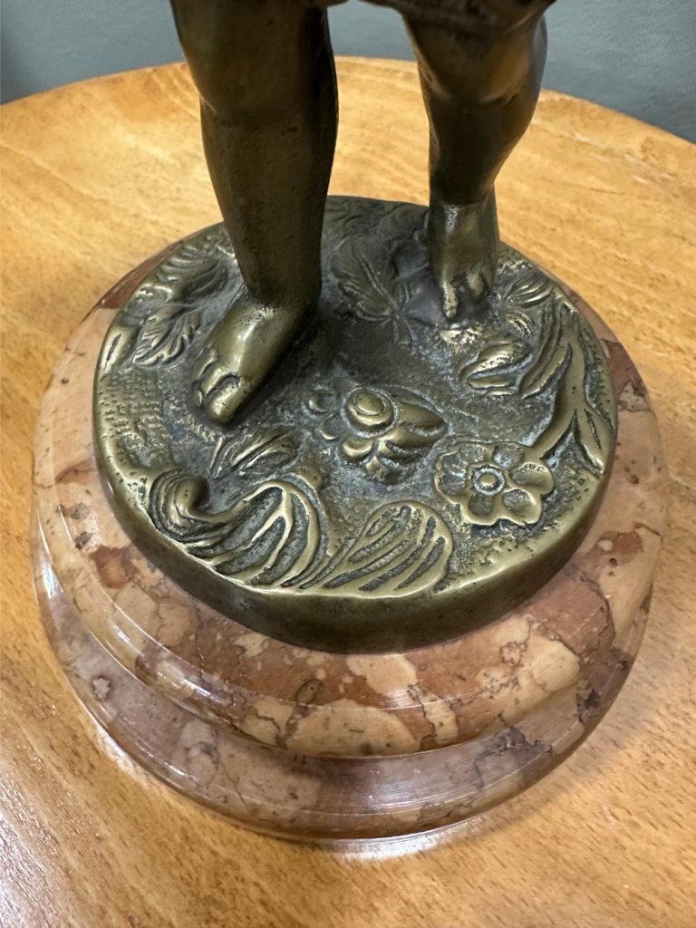 Paire de statuettes musiciens en bronze et marbre rouge brocante en ligne seconde âme