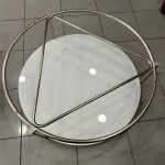 table basse blanche verre IKEA par Ehlen Johansson, années 1980 seconde âme brocante en ligne
