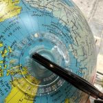 Globe terrestre lumineux vintage années 90-2000 brocante en ligne seconde âme