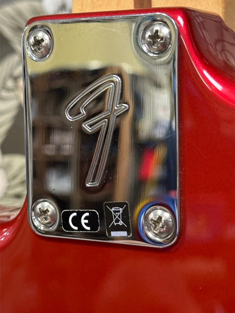Fender Stratocaster Player Mexique (2019) – Candy Apple Red – micros EMG occasion