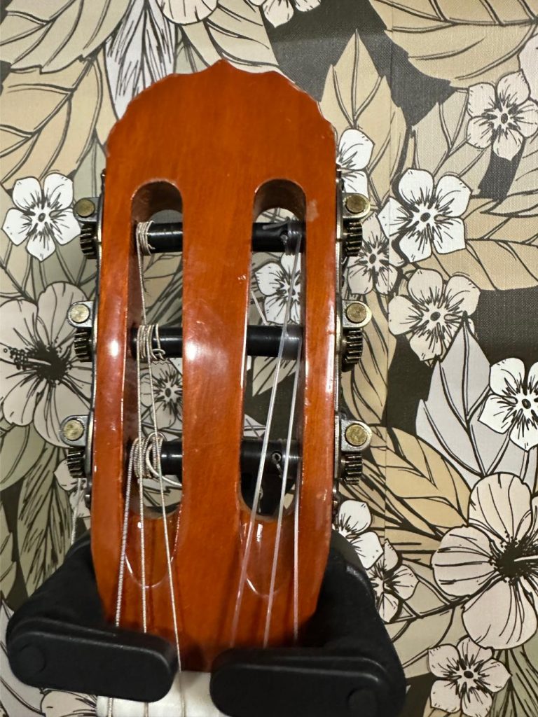 Guitare classique d’étude instruments occasion