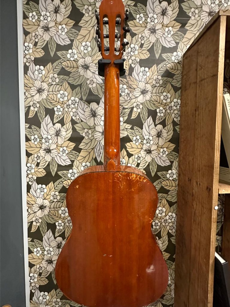 Guitare classique d’étude instruments occasion
