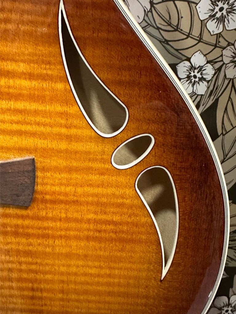 Guitare électro-acoustique Crafter SA-TMVS – Érable flammé Vintage Sunburst occasion