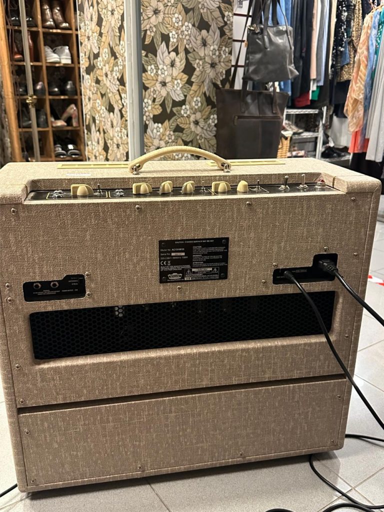 VOX AC15HW1X Hand-Wired – Combo guitare 100 % lampes, 15 W, HP Celestion Alnico Blue seconde âme
