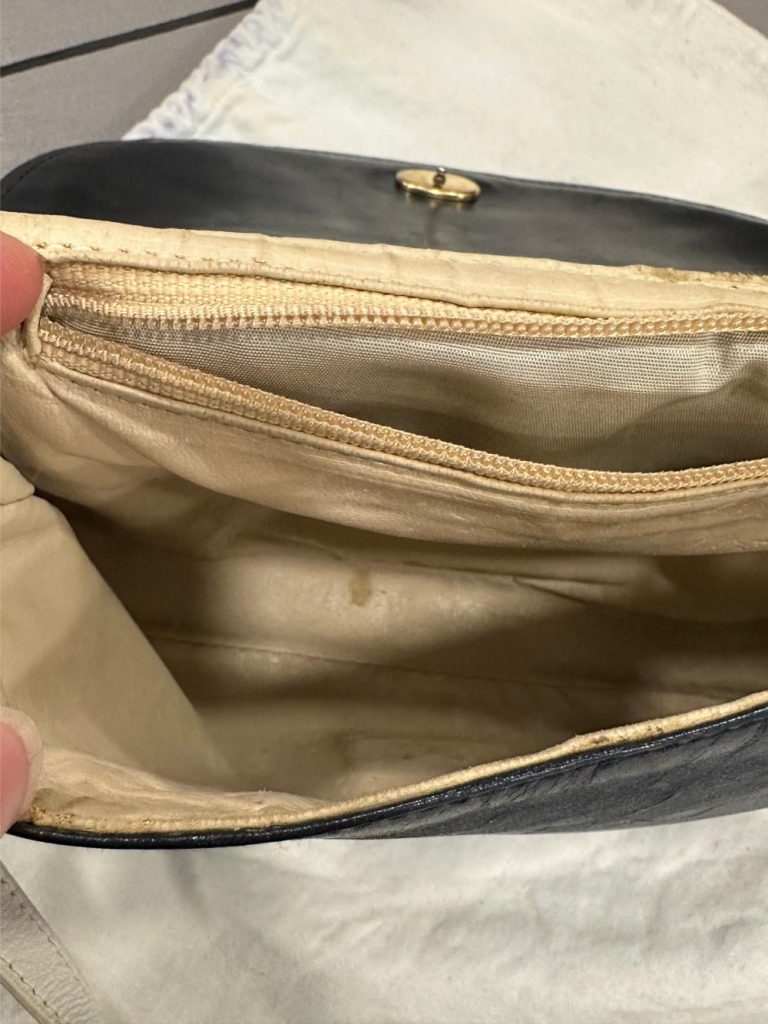 Sac bandoulière Charles Jourdan Paris vintage années 80 – cuir bleu marine & blanc friperie en ligne seconde âme